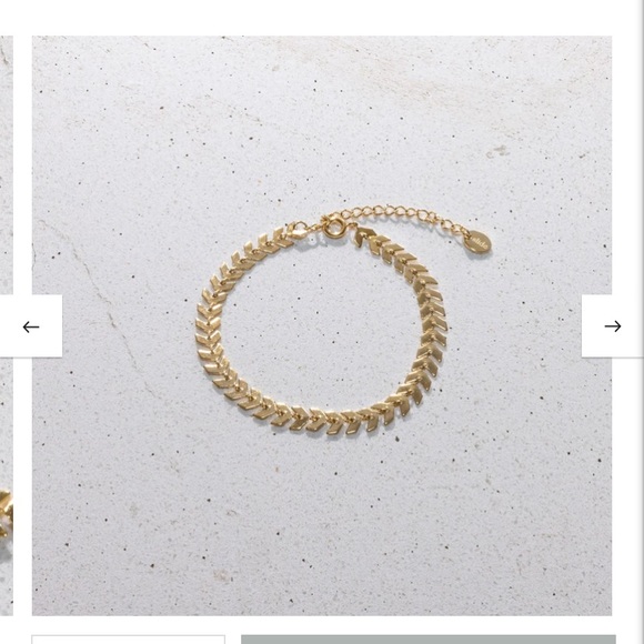 Fly now gold bracelet - Picture 1 of 6
